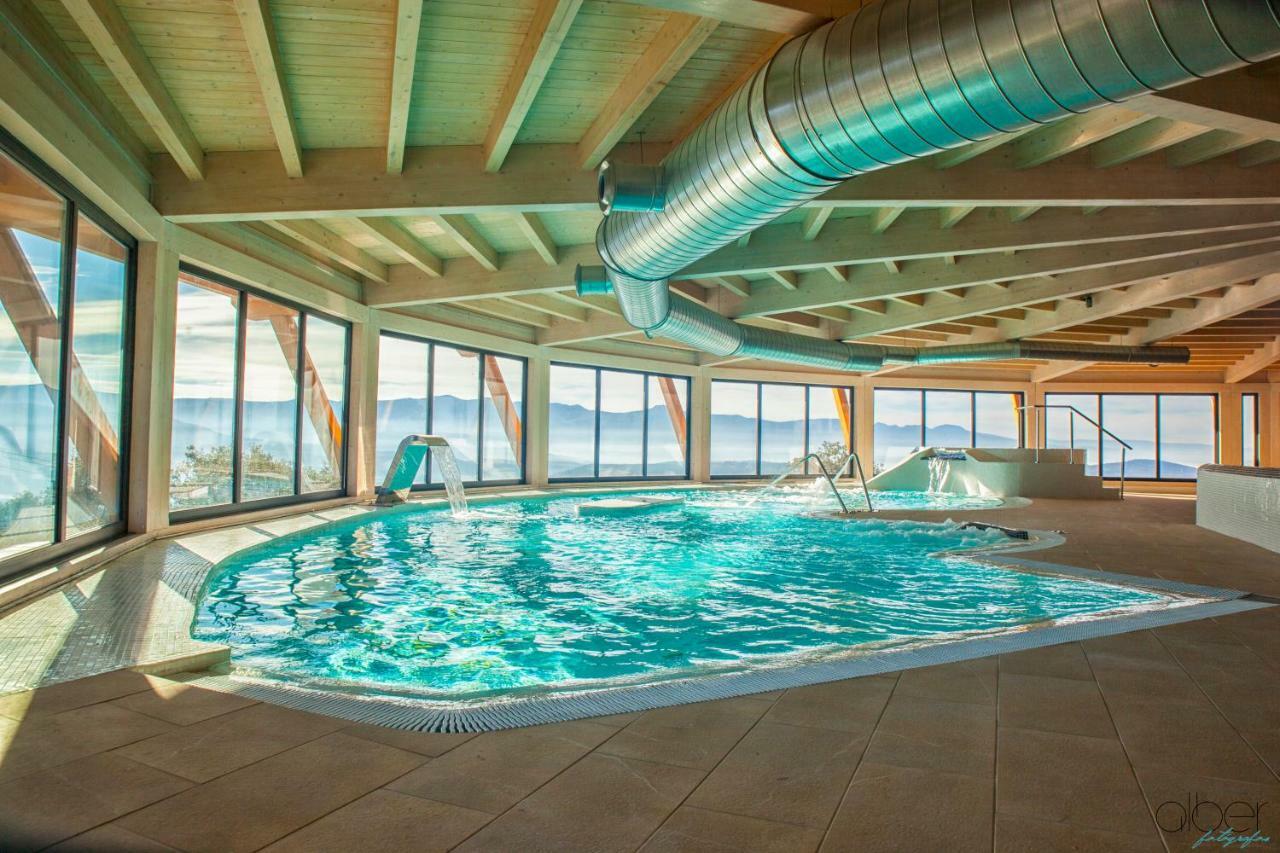 The Rock Suites & Spa Congosto Екстериор снимка